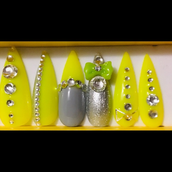 🍋Metallic Lemon Zest Press on Nails-Med(1,5,4,6,8 - Picture 3 of 10